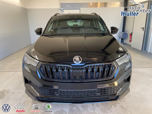 Skoda / Karoq / Schwarz / / / TSI 4x4 360&deg;+19 Zoll+Navi+AHK