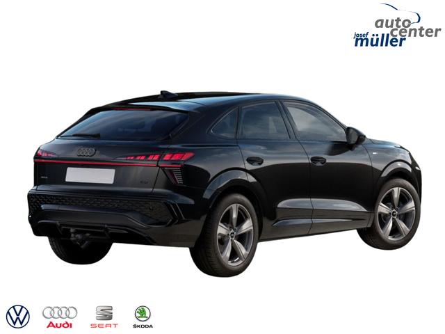 Audi Q3 Sportback NEU TFSI quattro S line TechPro+Matrix+AHK+Alu19+KlimaPlus+ExtSchwarz+DCC 