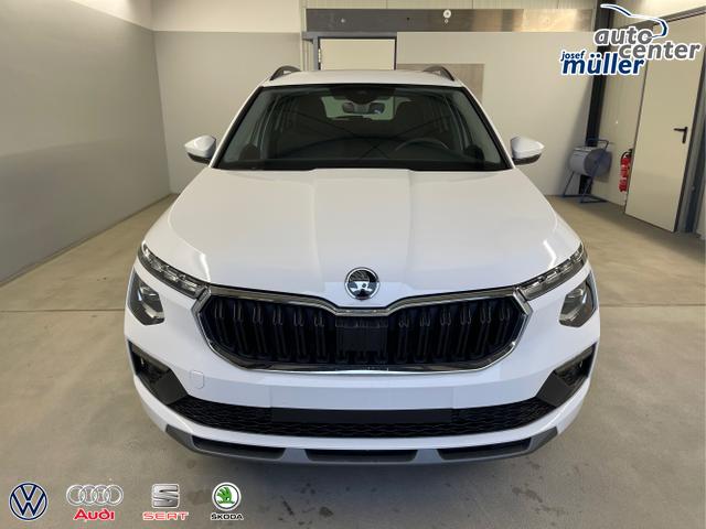 Skoda / KAMIQ / Weiß / / / 115PS DSG Matrix+AHK+Kamera+PDC vor+hi+Kessy+Sitzheizung+GVL