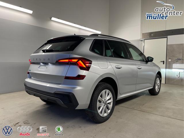 Skoda / KAMIQ / Silber / / / 115PS DSG Matrix+AHK+Kamera+PDC vor+hi+Kessy+Sitzheizung+GVL