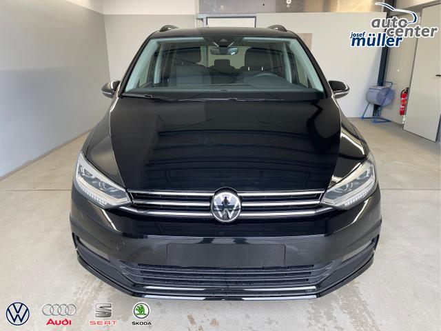 Volkswagen / Touran / Schwarz / / / 7Si+IQ.Light+TrailerAss+Cam