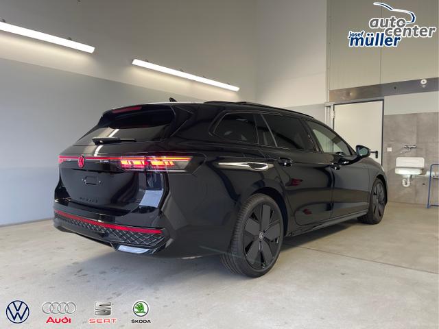 Volkswagen / Passat Variant / Schwarz / / / 265PS 4M Stdhz+Leder+AHK+DCC+Pano+Harman+Alu19+IQ.Drive+Black+HUD