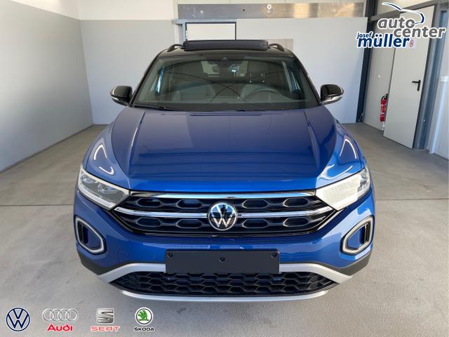 Volkswagen / T-Roc / Blau / / / TDI DSG Pano+Black Style+AHK+Navi+ergoActive+IQ.Drive+Kamera+Keyless