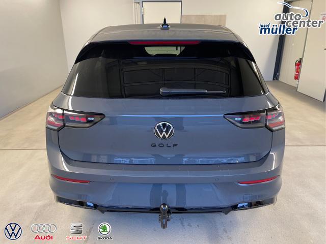 Volkswagen / Golf / Grau / / / 150PS DSG+Black Style