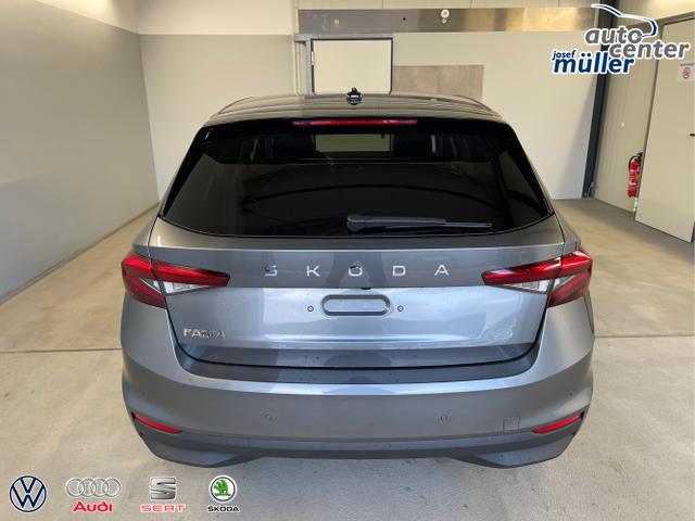 Skoda / Fabia / Grau / / / 115PS Alu+AHK+Kessy+Kamera+GV5