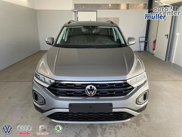 Volkswagen / T-Roc / Silber / / / 150PS AHK+Keyless+Kamera+ACC+Sitzheiz+Climatronic+Alu17