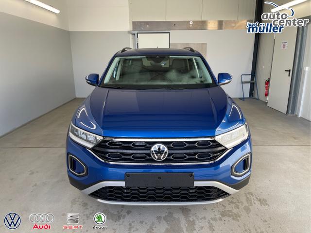 Volkswagen / T-Roc / Blau / / / 150PS AHK+Keyless+Kamera+ACC+Sitzheiz+Climatronic+Alu17