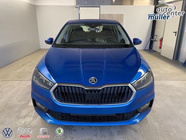 Skoda / Fabia / Blau / / / 95PS AHK+Sitzheizung+Lenkradheizung