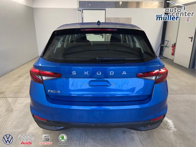 Skoda / Fabia / Blau / / / 95PS AHK+Sitzheizung+Lenkradheizung