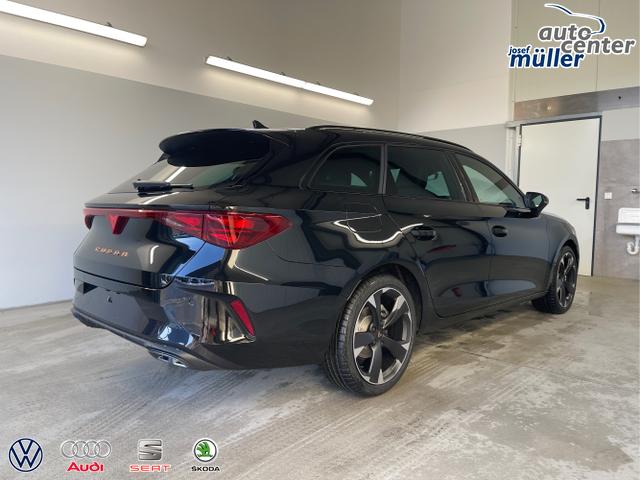 Cupra / Leon Sportstourer / Schwarz / / / 150PS TDI DSG AHK+Kamera+el. Heckklappe