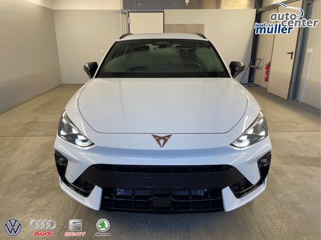 Cupra / Leon Sportstourer / Wei&szlig; / / / 150PS TDI DSG AHK+Kamera+el. Heckklappe