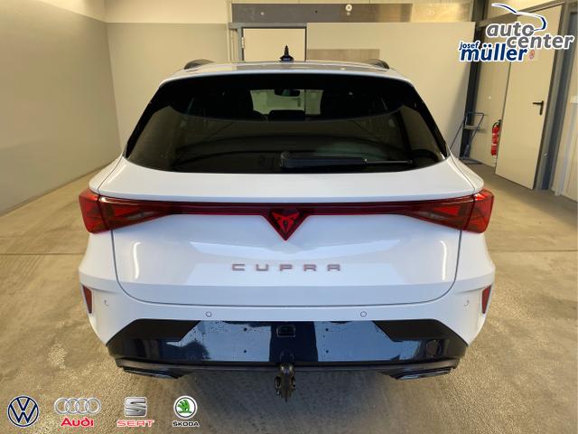 Cupra / Leon Sportstourer / Wei&szlig; / / / 150PS TDI DSG AHK+Kamera+el. Heckklappe