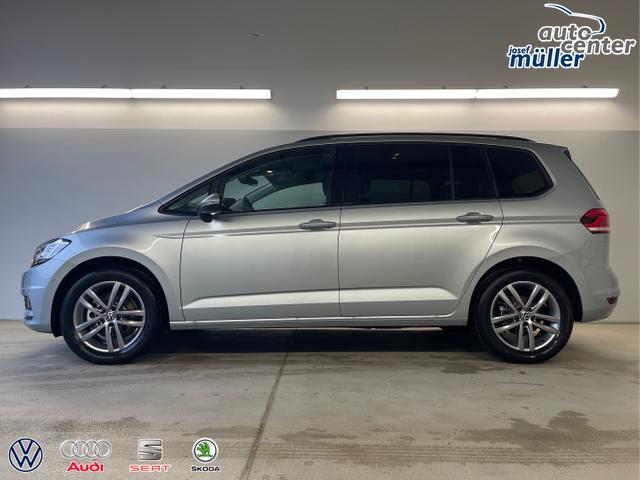 Volkswagen / Touran / Silber / / / 7Si+IQ.Light+TrailerAss+Cam