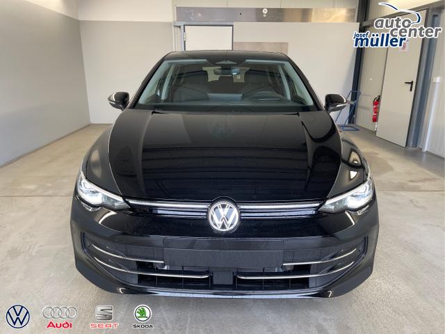 Volkswagen / Golf / Schwarz / / / 1.5 eHybrid 150kW/204PS DSG IQ.Light+Navi+Travel Assist+HUD+Winterpaket