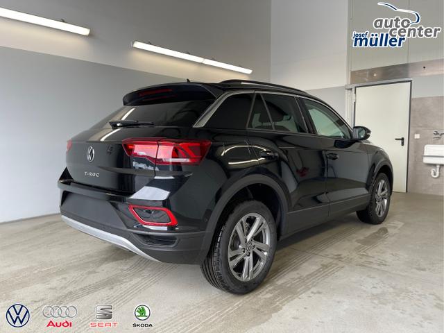 Volkswagen / T-Roc / Schwarz / / / 150PS DSG AHK+Kessy+Kamera+ACC+Sitzheiz+Navi+IQ.Drive