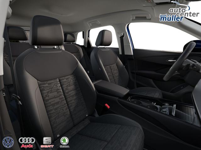 Audi Q3 NEU TFSI quattro Tech+AHK+LEDPlus+ACC+Kamera+Alu18+Volllack 