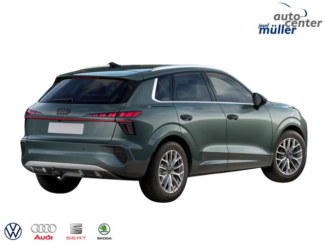 Audi Q3 NEU TFSI quattro Tech+AHK+LEDPlus+ACC+Kamera+Alu18+Volllack 