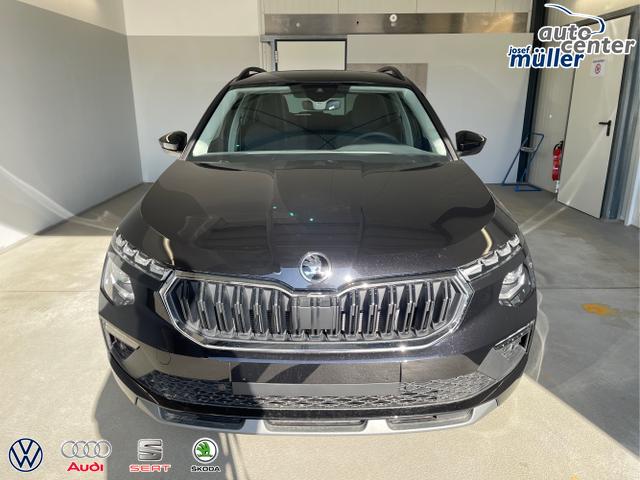 Skoda / KAMIQ / Schwarz / / / 115PS DSG Matrix+AHK+Kamera+PDC vor+hi+Kessy+Sitzheizung+GVL