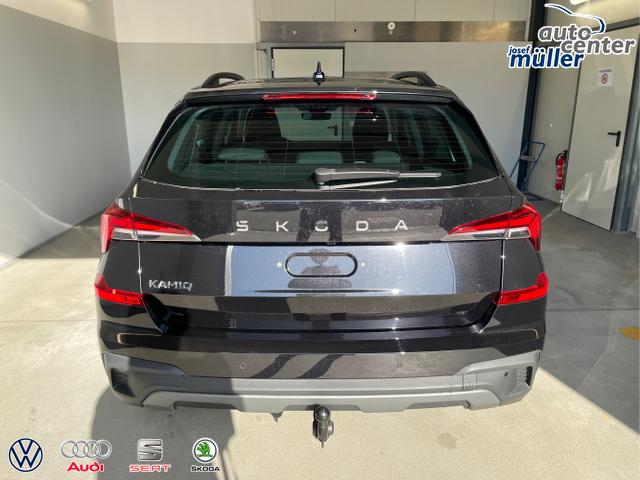 Skoda / KAMIQ / Schwarz / / / 115PS DSG Matrix+AHK+Kamera+PDC vor+hi+Kessy+Sitzheizung+GVL