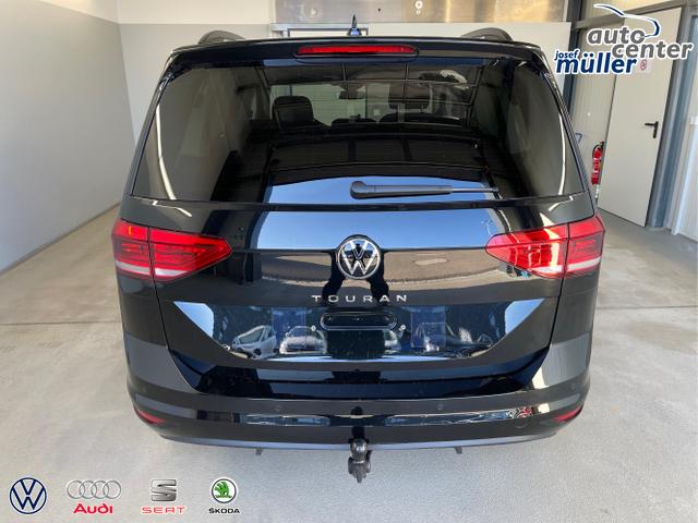 Volkswagen / Touran / Schwarz / / / 150PS 7Si+IQ.Light+TrailerAss+Cam+Navi+Kamera+Alarm+Kessy+App-Connect