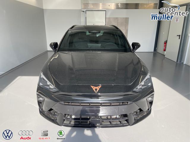 Cupra / Leon Sportstourer / Schwarz / / / 333PS DSG 4Drive Matrix+Navi+AHK+Alu19+Sitzheiz+IntelligentDrive