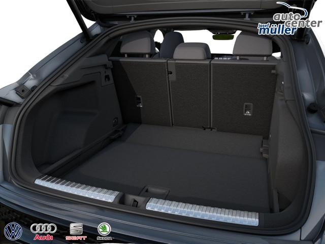 Audi Q3 Sportback NEU TDI quattro S line Tech+AHK+Alu19+LEDplus+KlimaPlus+ExtSchwarz 