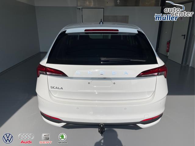 Skoda / Scala / Wei&szlig; / / / 115PS DSG GV5+AHK+Kamera+Kessy+PDC+Sitzheiz+Alu16+Climatronic