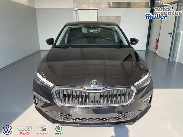 Skoda / Scala / Schwarz / / / 115PS DSG GV5+AHK+Kamera+Kessy+PDC+Sitzheiz+Alu16+Climatronic