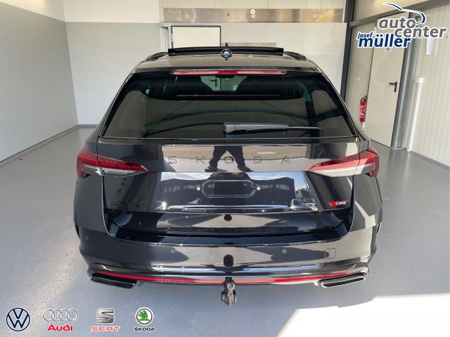 Skoda / Octavia Combi / Schwarz / / / 265PS DSG HUD+Pano+360&deg;+DCC+AHK+CANTON+Matrix+Alu19+eHeck+GV4