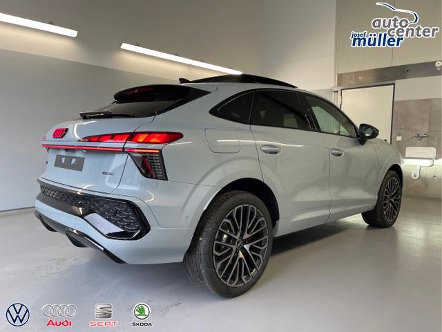 Audi / Q3 Sportback / Grau / / / TFSI 265 PS quattro S line Pano+TechPro+Matrix+AHK+HUD+Alu20+KlimaPlus+DCC+SONOS