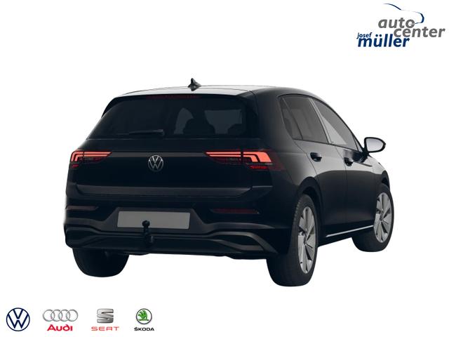Volkswagen Golf LIFE 150PS AHK+Kessy+ALU17+Kamera+SHZ+Parklenk+Alarm 