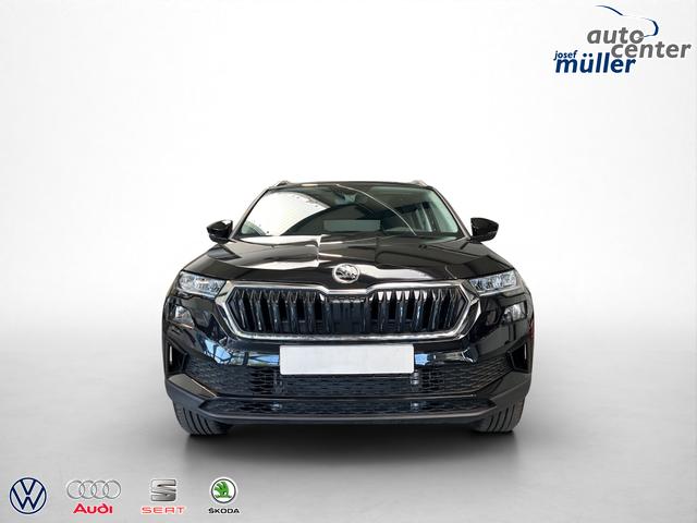 Skoda Karoq Selection Plus 1,5TSI DSG 110KW/150PS Panormadach, Lounge Sitze, AHK, Navi 