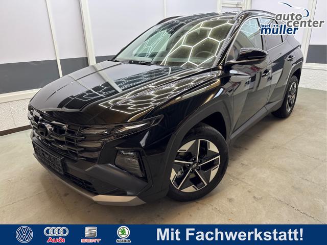 Hyundai TUCSON - PREMIUM NAVI SHZ RFK PDC v+h 18ALU TOTWINKEL TEILLEDER