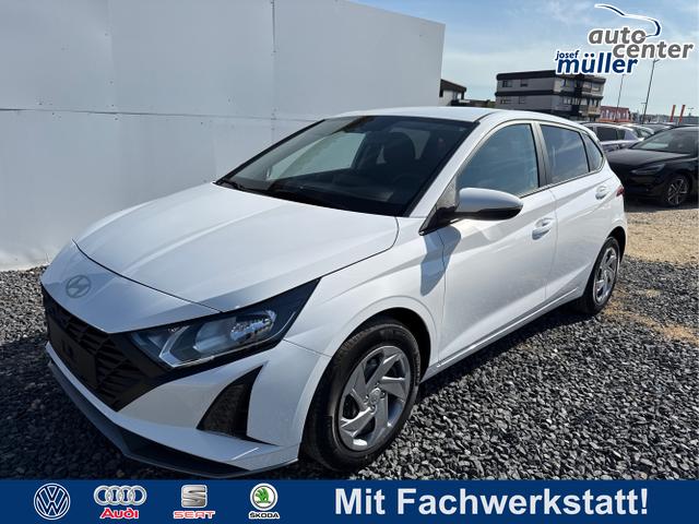 Hyundai i20 - COMFORT FL NAVI RFK TEMPOMAT