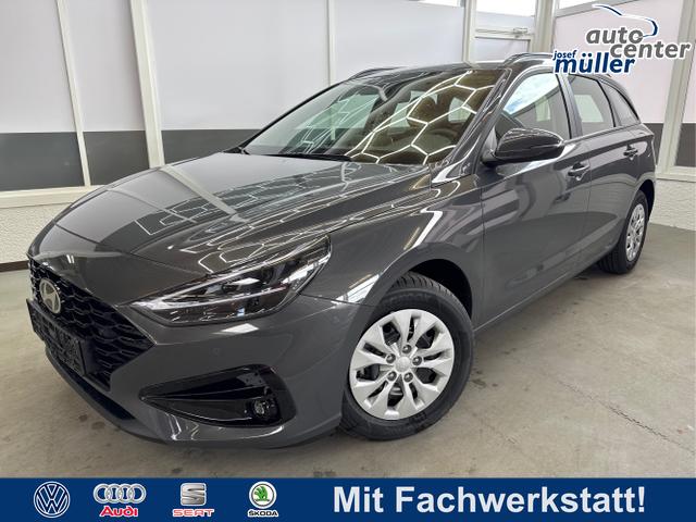 Hyundai i30 Kombi - STYLE NAVI RFK LED PDC v+h
