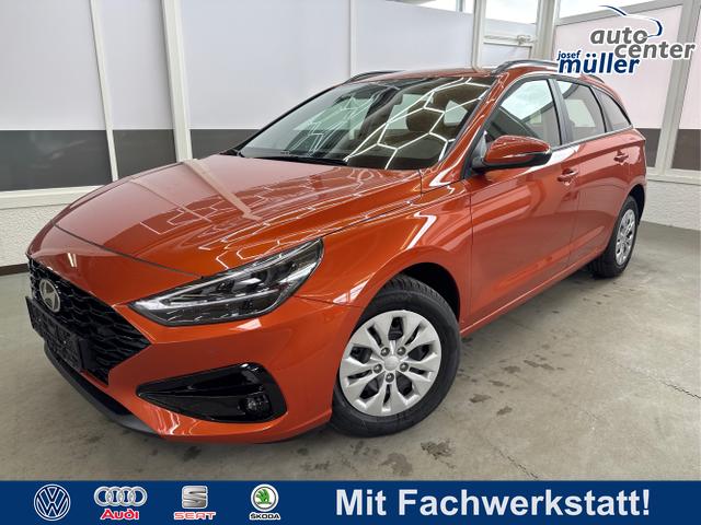 Hyundai i30 Kombi - STYLE NAVI RFK LED PDC v+h