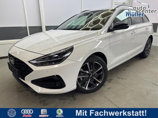 Hyundai i30 Kombi - PREMIUM SHZ NAVI KLIMAAUTOMATIK ALU SmartKey