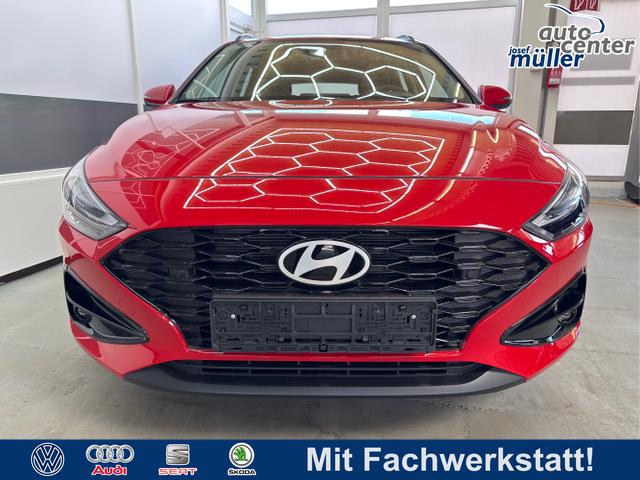 Hyundai i30 Kombi - STYLE NAVI RFK LED PDC v+h