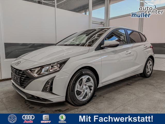 Hyundai i20 - COMFORT FL NAVI RFK TEMPOMAT