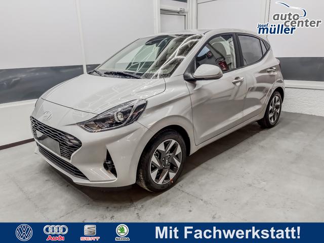 Hyundai i10 - PREMIUM AUT SHZ KLIMAAUTOMATIK AMBIENTE ALU RFK PDC NAVI