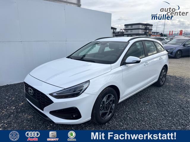 Hyundai i30 Kombi - STYLE NAVI SHZ RFK PDC v+h