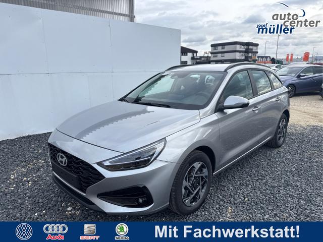 Hyundai i30 Kombi - STYLE NAVI SHZ RFK PDC v+h