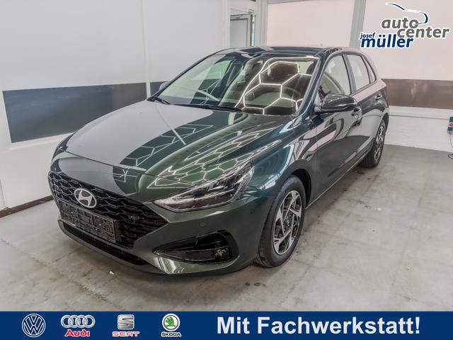 Hyundai i30 - STYLE DCT NAVI WP ALU LED RFK PDC