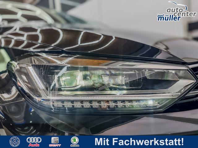 Volkswagen Touran - R-LINE
