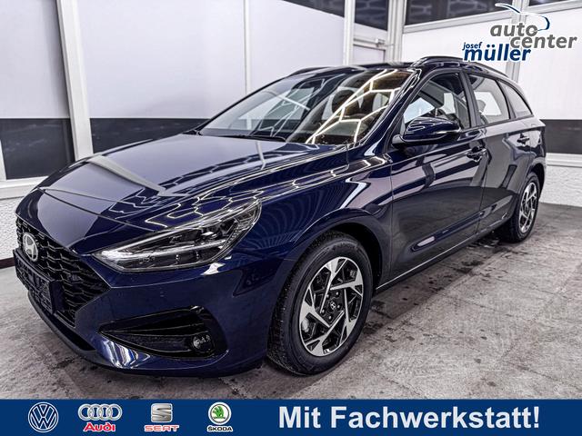 Hyundai i30 Kombi - STYLE NAVI RFK SHZ PDC ALU