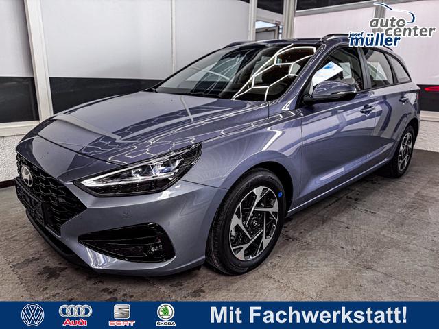 Hyundai i30 Kombi - STYLE DCT NAVI RFK SHZ PDC ALU