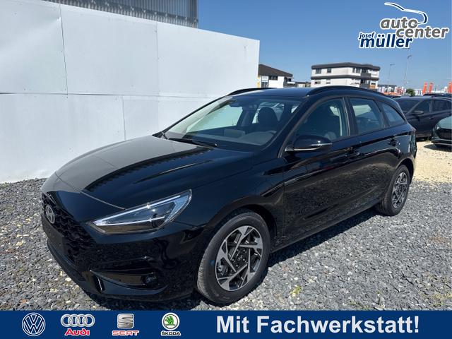 Hyundai i30 Kombi - STYLE DCT NAVI RFK SHZ PDC ALU