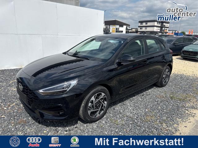 Hyundai i30 - STYLE DCT NAVI WP ALU LED RFK PDC