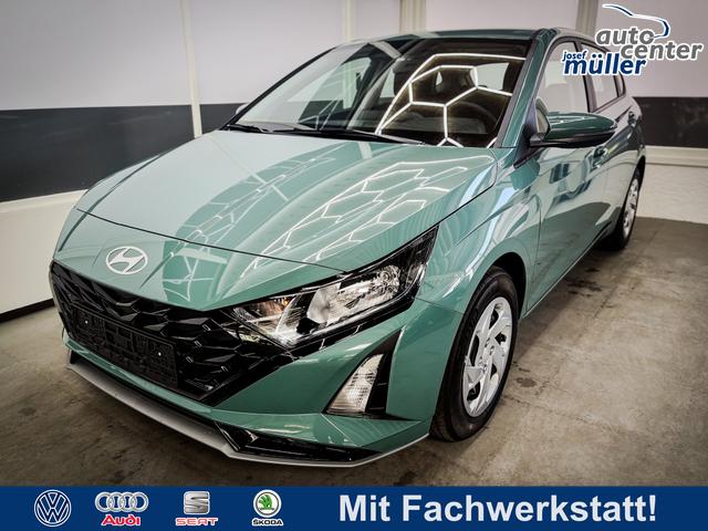 Hyundai i20 - LIFE DCT NAVI WP RFK PDC