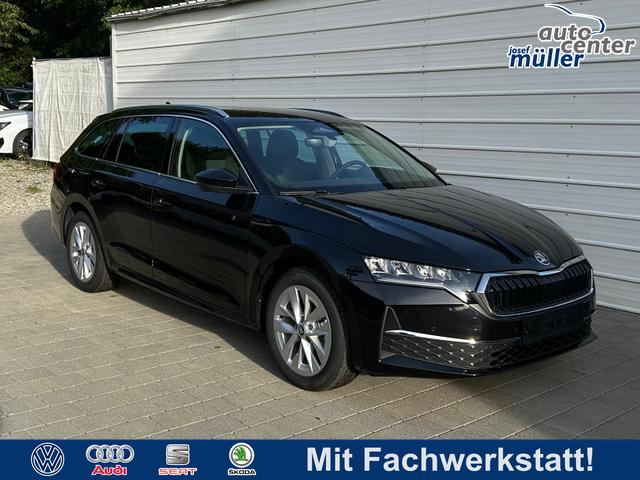 Skoda Octavia Combi - Selection Kombi 1.5 TSI DSG AHK*Android Auto*ACC*SHZ*E-Heck*Keyless*Kamera*2Z Klimaauto